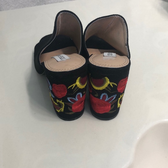 Steve Madden sandals - Picture 2 of 3